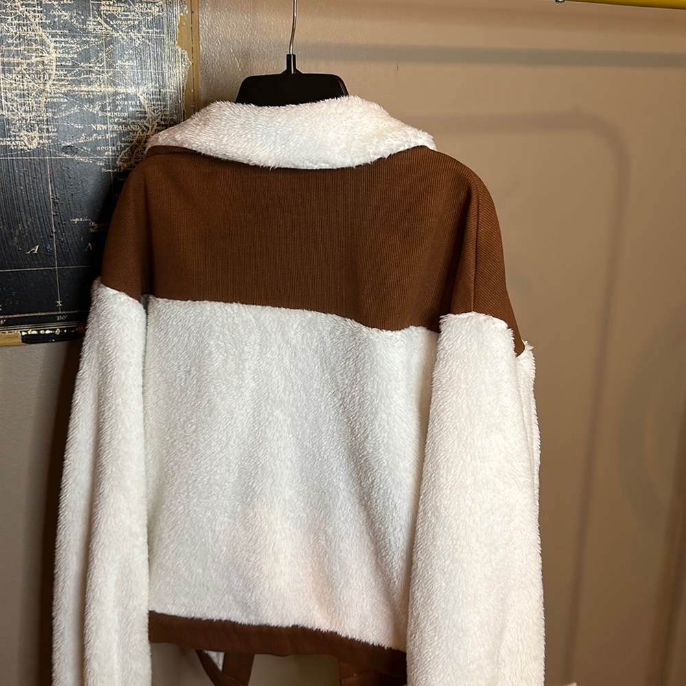 Woman jacket - Picture 5 of 5